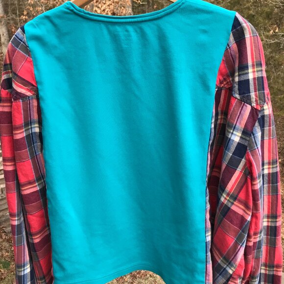 Reworked Flannel Shirt, Plus Size: Upcycled Oversized Girl Fishing T-Shirt - Picture 5 of 11